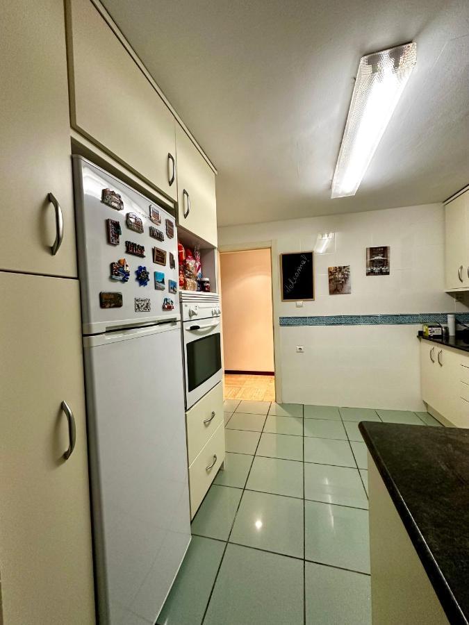 Moderna Habitacion En El Corazon De لقنت المظهر الخارجي الصورة