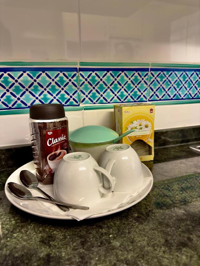 Moderna Habitacion En El Corazon De لقنت المظهر الخارجي الصورة