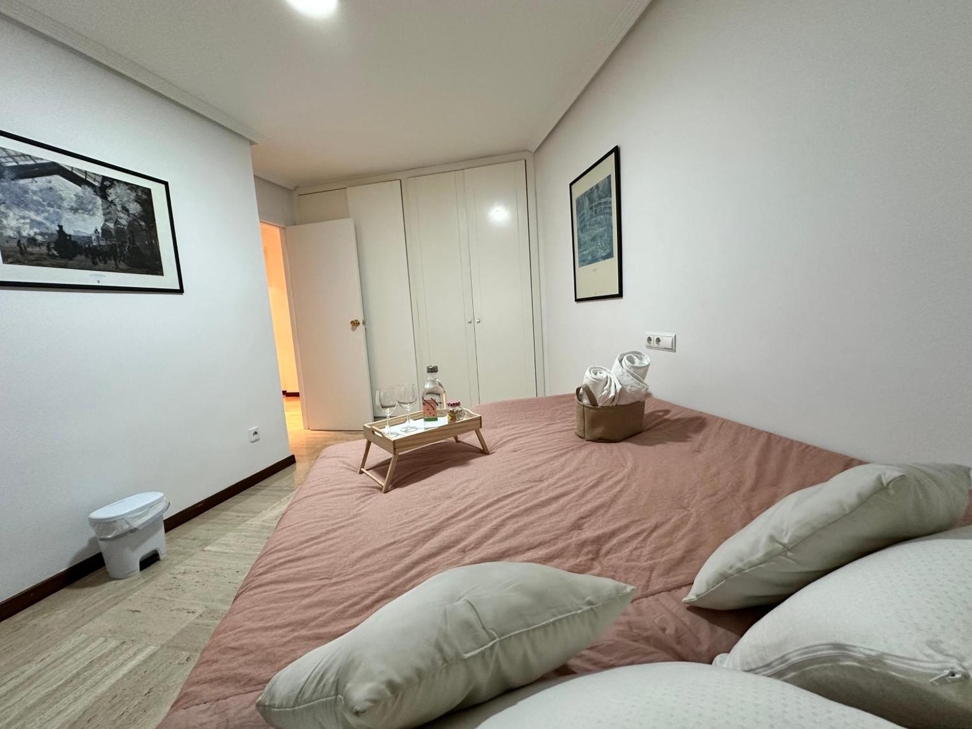 Moderna Habitacion En El Corazon De لقنت المظهر الخارجي الصورة