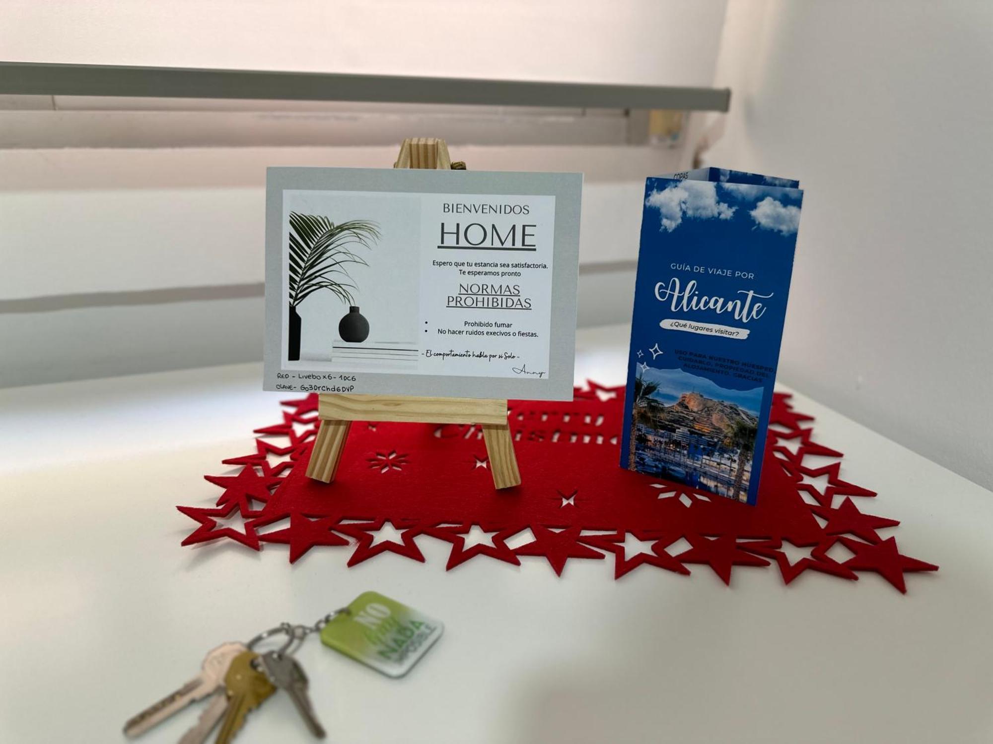 Moderna Habitacion En El Corazon De لقنت المظهر الخارجي الصورة