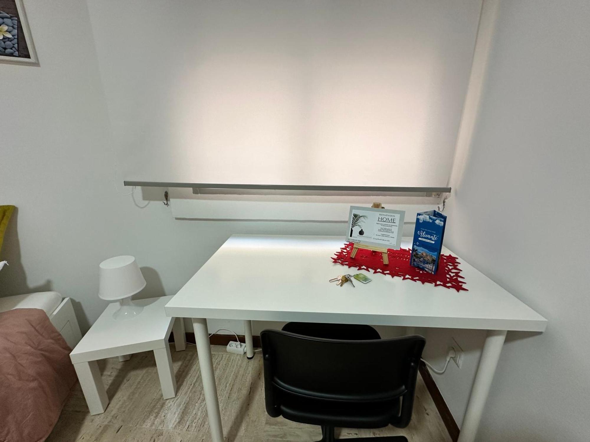 Moderna Habitacion En El Corazon De لقنت المظهر الخارجي الصورة